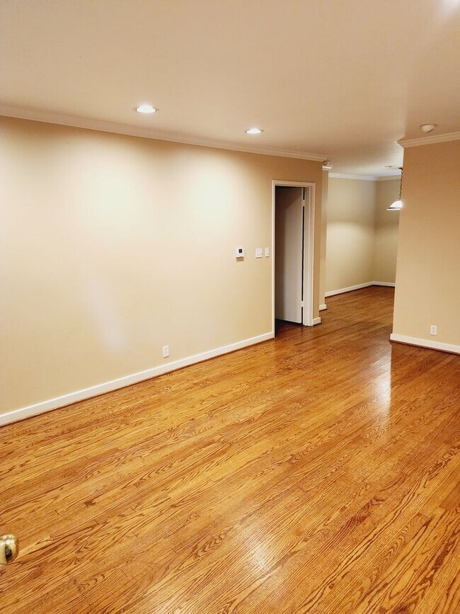 Photo - 109 B Memory Court, Mountain Brook, Alabama 35213