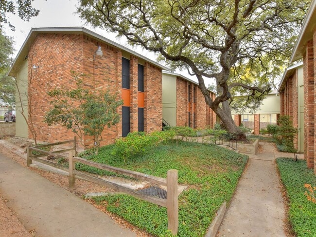 Photo - St. Edwards Place Apartments
