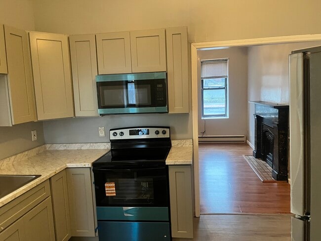 Photo - 77 Ten Broeck St Unit Ten Broeck