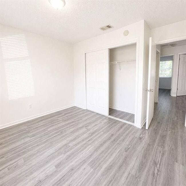 Photo - 8305 N Marks St