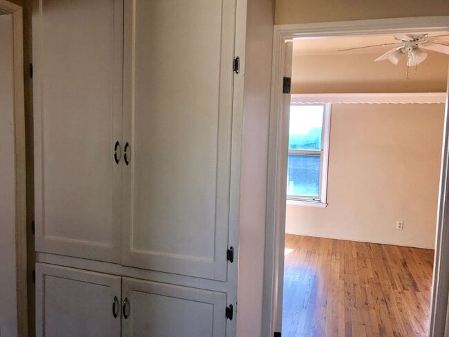 Photo - Charming Bankers Hill Open Floor Plan, Hardwood Floors, Reserved Parking! Unit 2020 Front Street