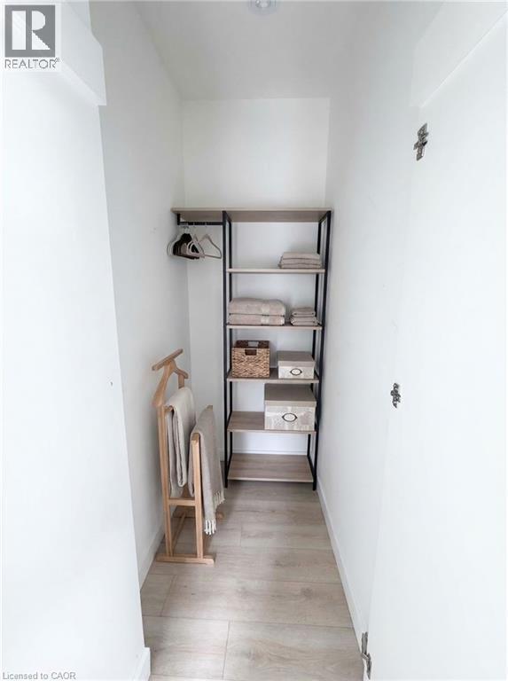 Photo - 741 King St W Unité 209