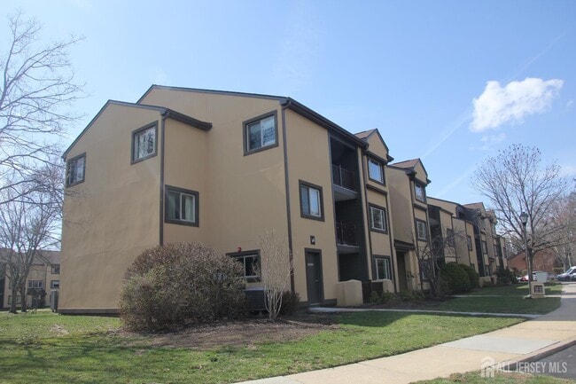 Photo - 3121 Sayre Dr