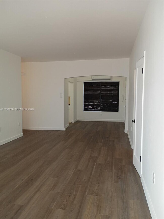 Photo - 235 83rd St Unidad 3