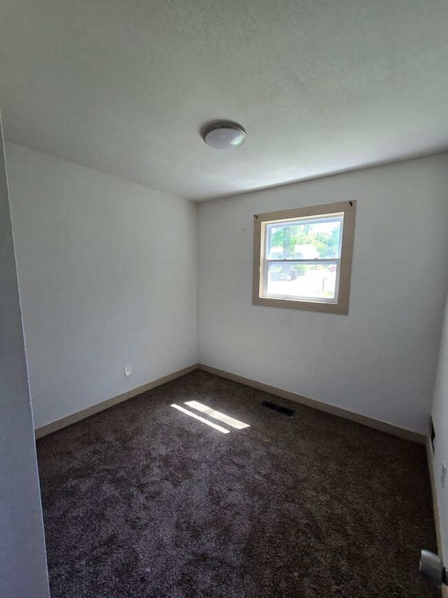 Photo - 3 bedroom 1 bath house