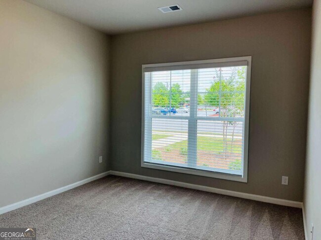 36 Cobalt Ln