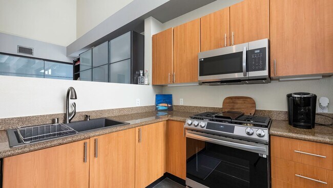 1480 Broadway