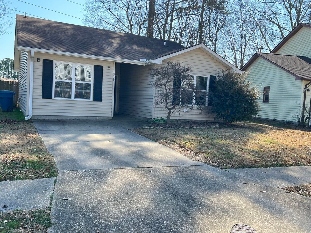 Photo - 1530 Hummingbird Ln