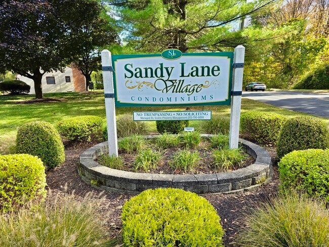 Building Photo - 69 Homestead Ln Unit 69