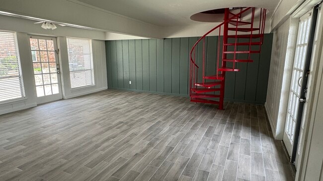 Photo - 8063 Meadow Rd Unit 2