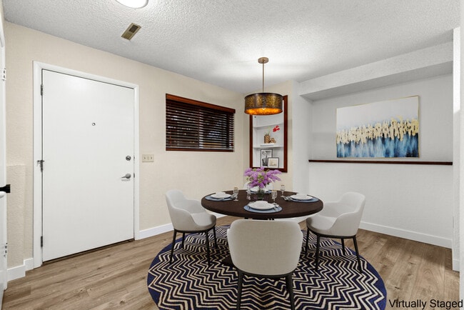 Photo - 607 Avenue F