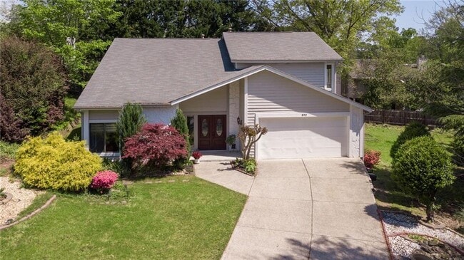 Photo - 890 Muirfield Ridge NE