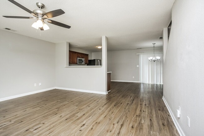 4422 Oakden Ln.