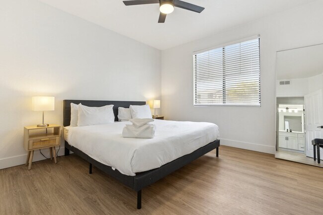 Photo - 9450 W Cabela Dr Unidad ID1054663P