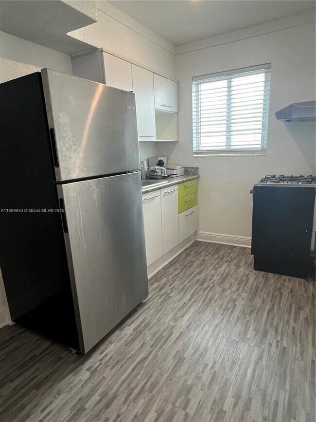 Photo - 1524 Lenox Ave. Unit 15