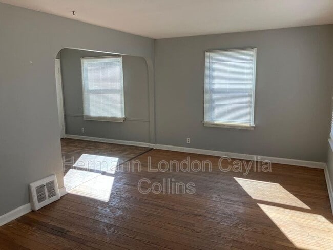 Photo - 6308 Everett Dr