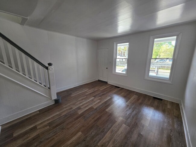 Photo - 1615 Lancaster Ave