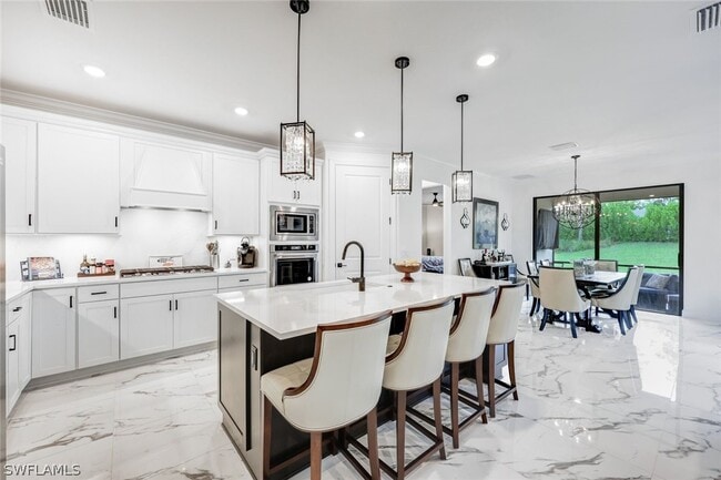 Photo - 6770 Pennyroyal Dr House