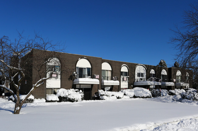 Orchard Apartments - Orchard Apartments