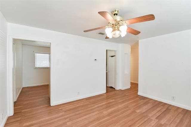 Photo - 344 NW Renfro St