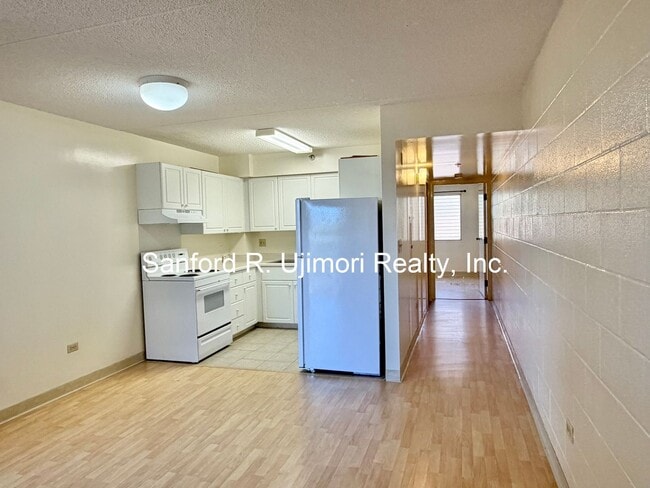 Building Photo - luna1074 Unit 1