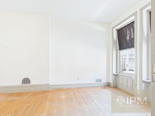 142 E Philadelphia St Unidad 1