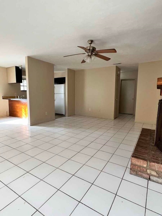 Photo - 1809 Sylvan Ct