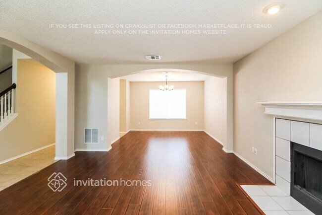 Photo - 703 Meadowgate Dr