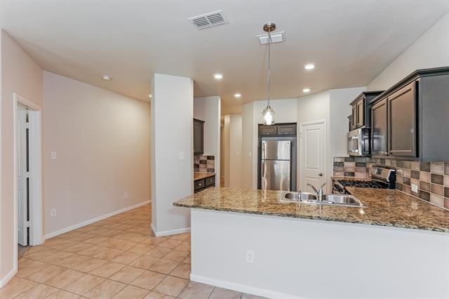 Photo - 10024 Poinsett Wy