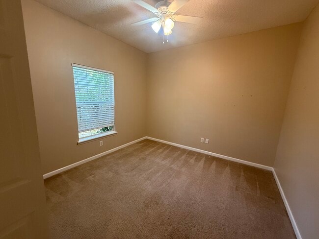 Photo - 118 Callie Cir