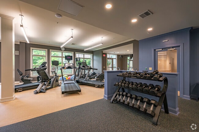 597 Westport - Athletic Center