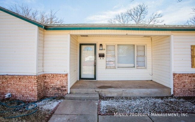 Photo - 4309 32nd St