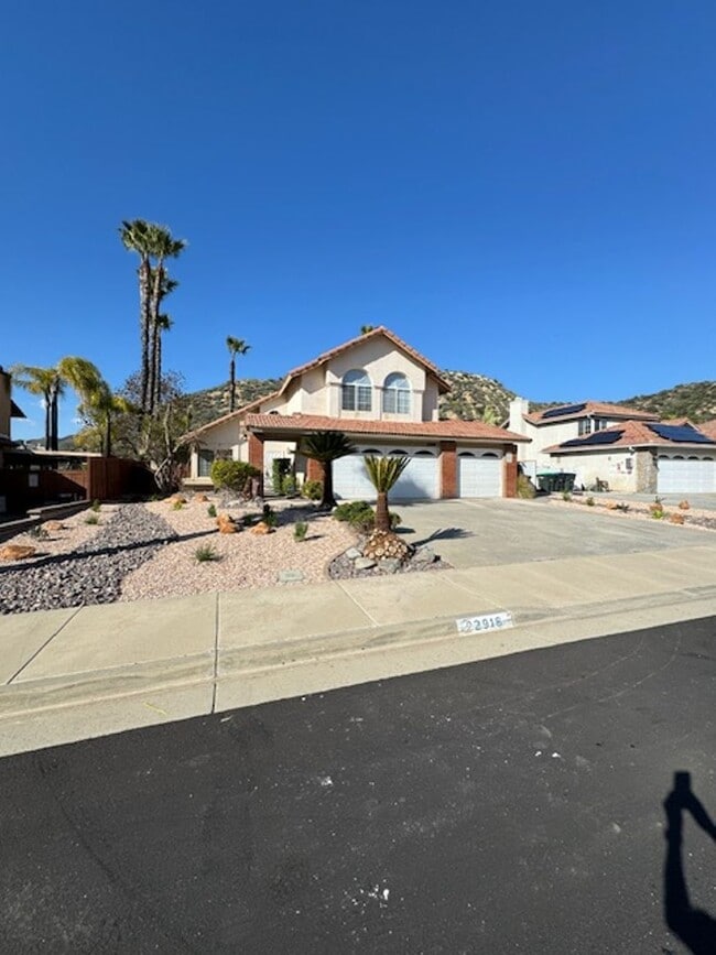 Building Photo - Beautiful 3 Bedroom 2.5 Bath Home!!