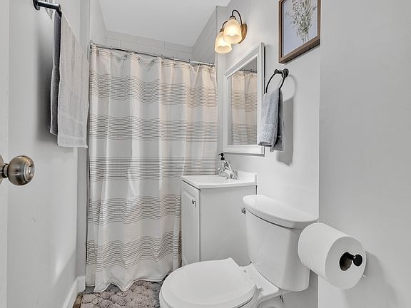 Photo - 7 Division St Unit 3A