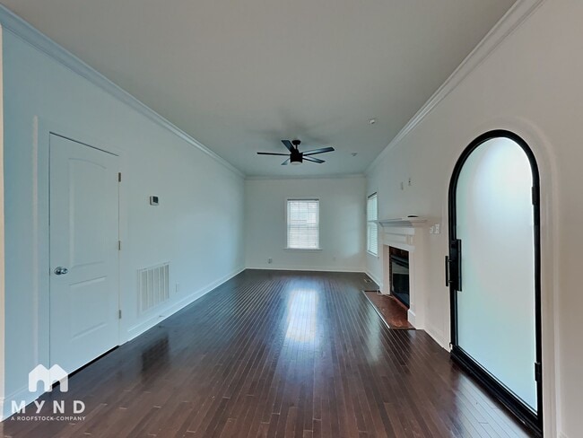 Photo - 211 Idlewild Ave