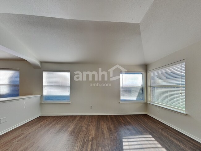 Photo - 313 Flowering Plum Ln