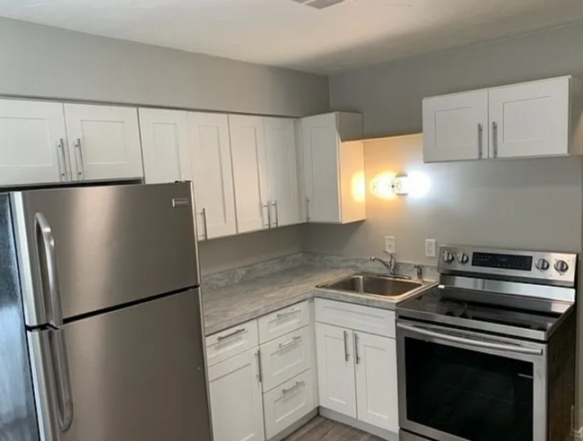 Building Photo - 30335 Euclid Ave Rental