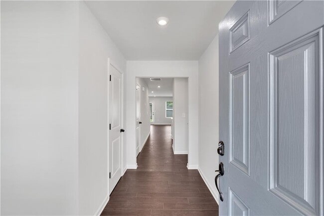 Photo - 313 Rolling Grn Dr NW