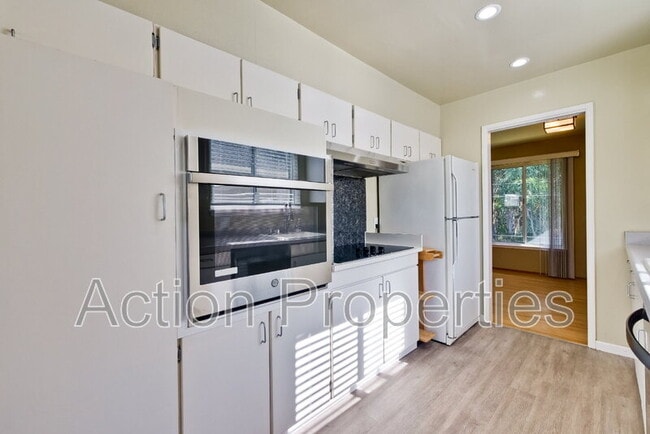 Photo - 2329 Trenton Dr