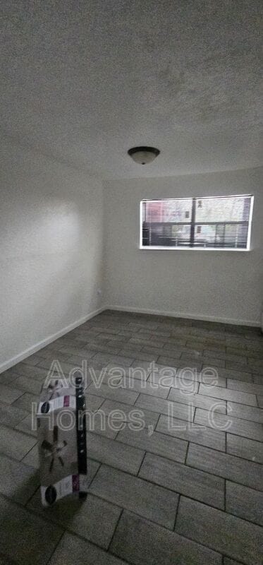Photo - 711 N 70th St Unit B