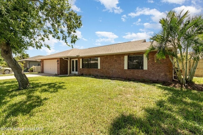 Photo - 841 Raintree Ave