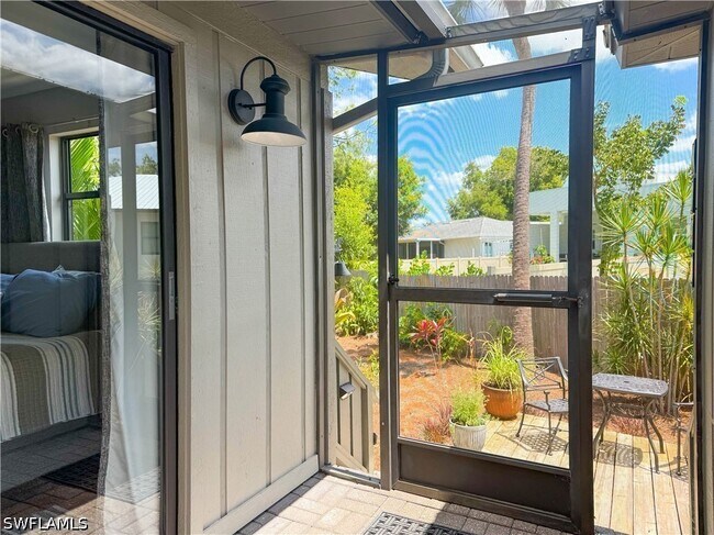 Photo - 1042 Oak Forest Dr