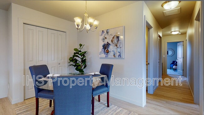 Photo - 2513 E Helena St