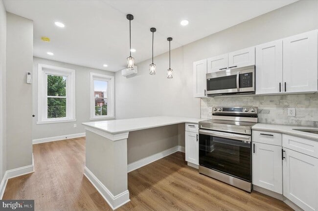 Building Photo - 2917 N 7th St Unit 1 Rental
