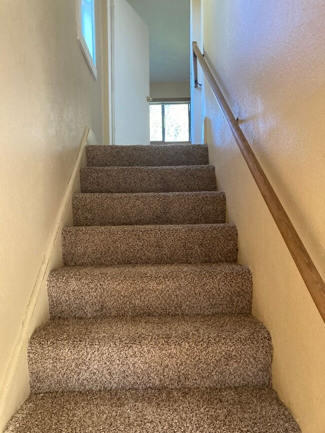 Photo - 2 bedroom in 3-plex