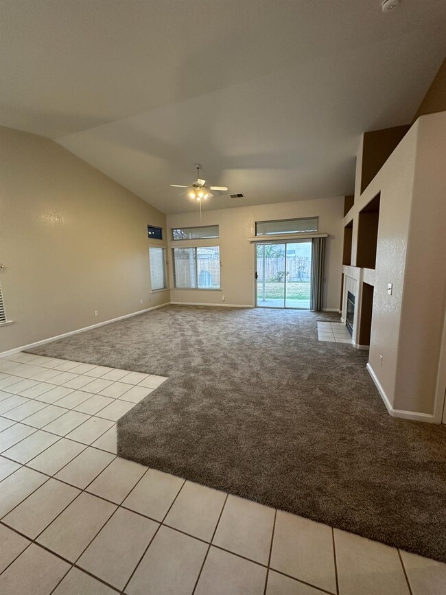 Photo - 2260 E Niles Ave