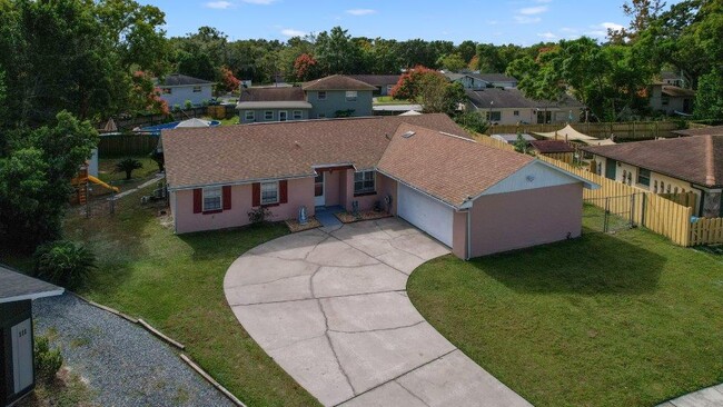 Photo - 113 Sandalwood Way