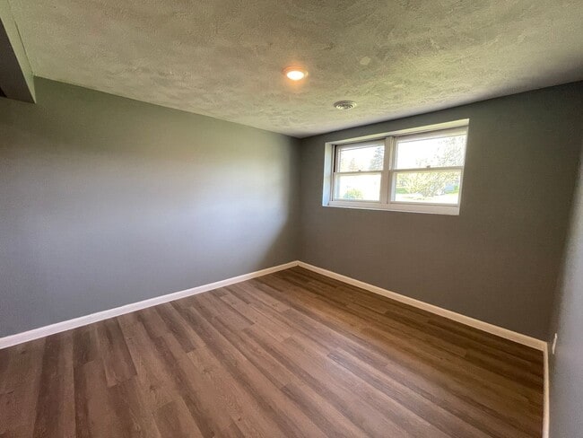 Photo - Newly renovated 4 bedroom home outside of Meadville
