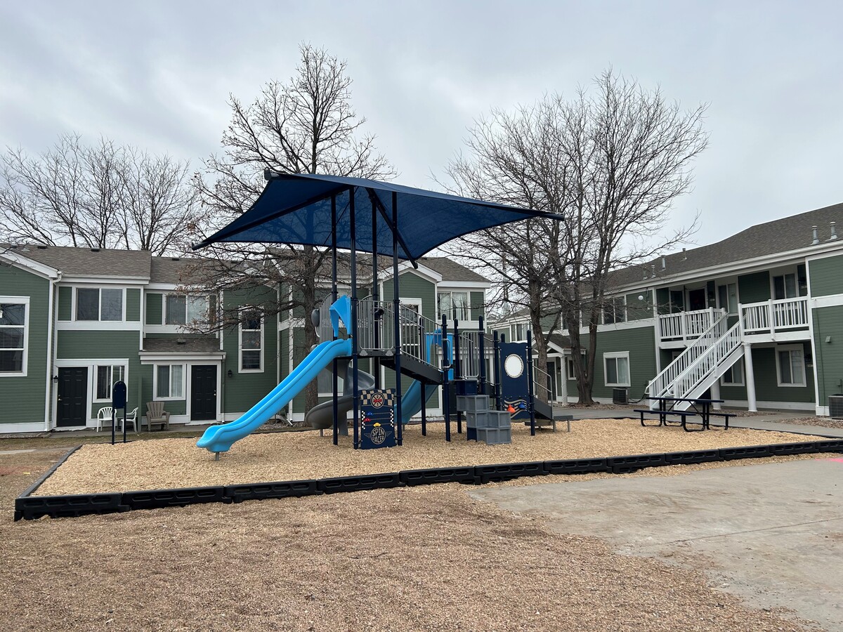 Photo - Springfield Court Apartments