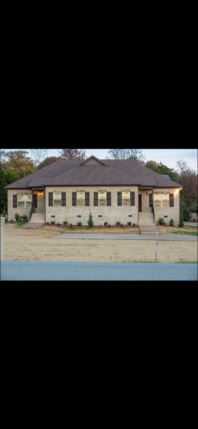 Building Photo - 374 Big Station Camp Blvd Unit A